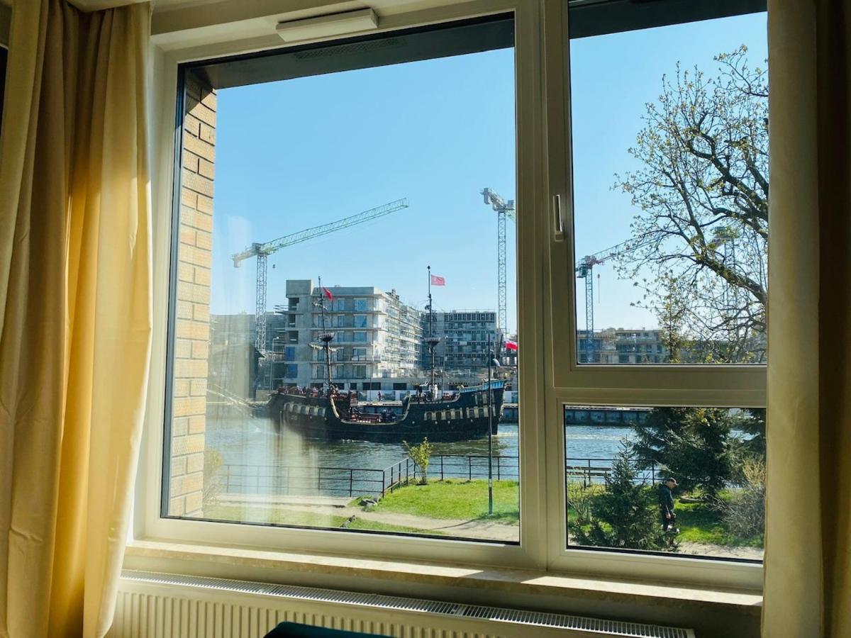 Apartamenty S&S Chlebova Gdansk Z Widokiem Na Rzeke Motlawe, Stare Miasto Экстерьер фото