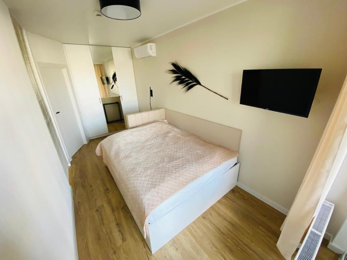 Apartamenty S&S Chlebova Gdansk Z Widokiem Na Rzeke Motlawe, Stare Miasto Экстерьер фото