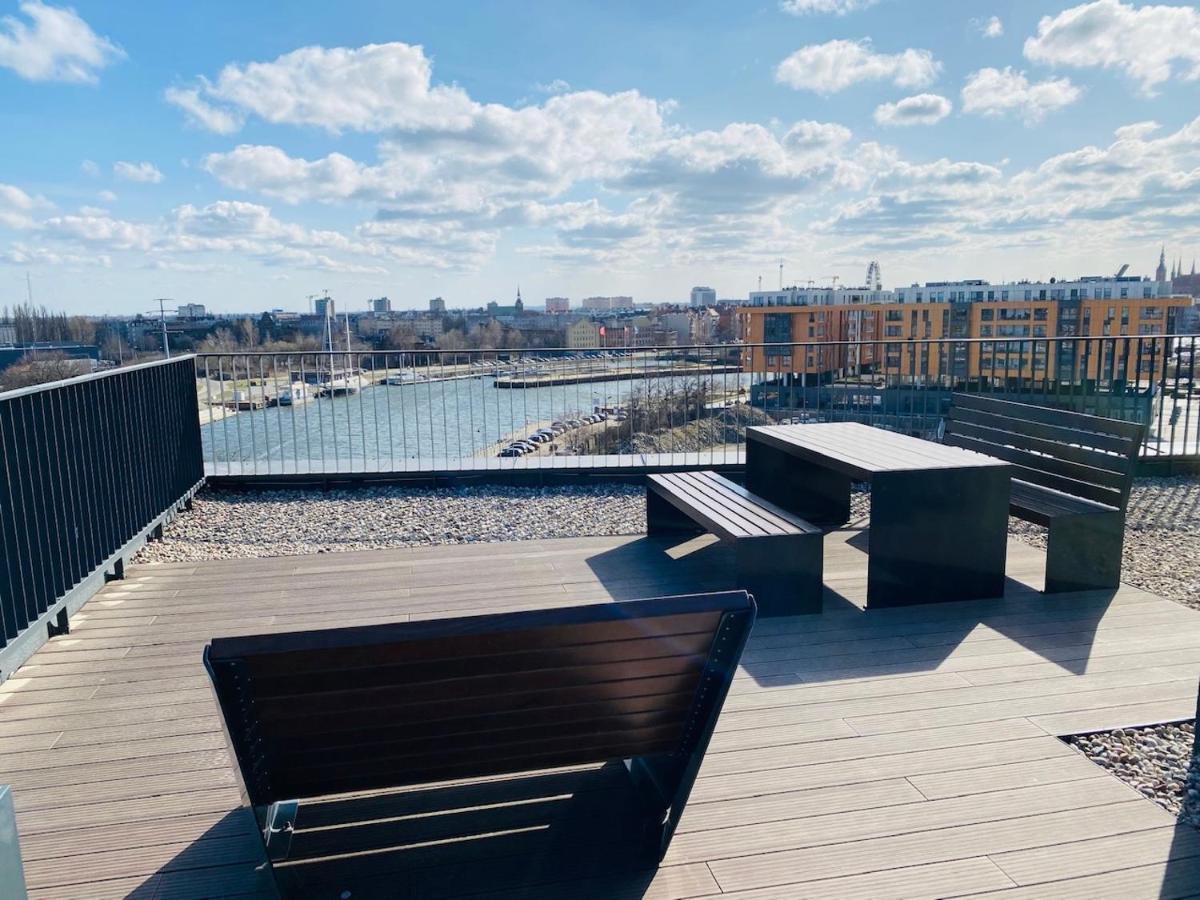 Apartamenty S&S Chlebova Gdansk Z Widokiem Na Rzeke Motlawe, Stare Miasto Экстерьер фото