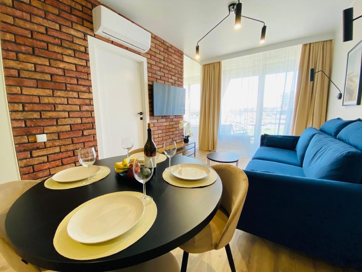 Apartamenty S&S Chlebova Gdansk Z Widokiem Na Rzeke Motlawe, Stare Miasto Экстерьер фото