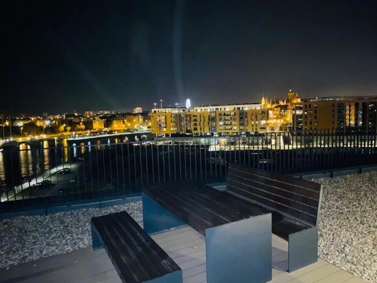 Apartamenty S&S Chlebova Gdansk Z Widokiem Na Rzeke Motlawe, Stare Miasto Экстерьер фото