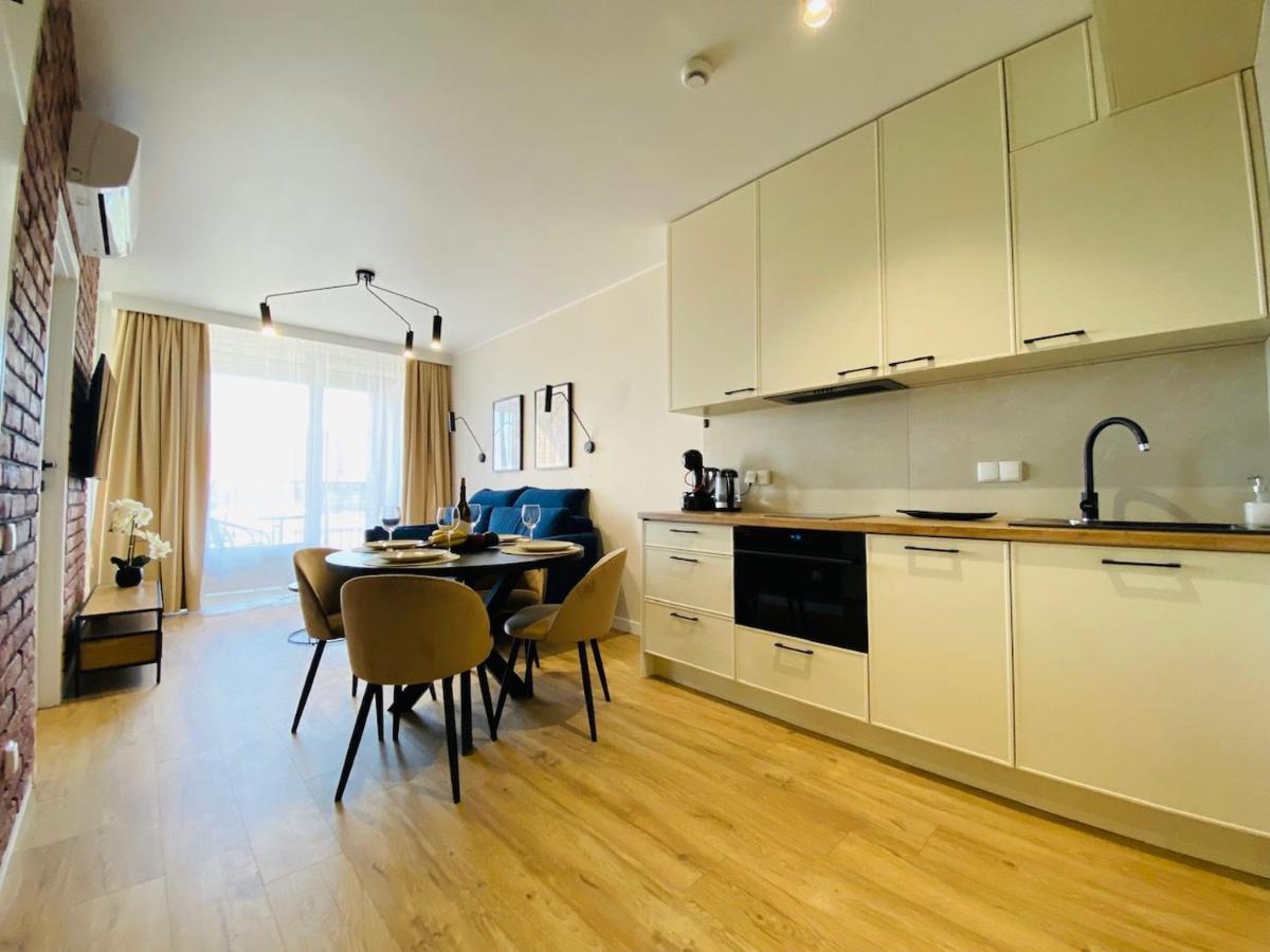 Apartamenty S&S Chlebova Gdansk Z Widokiem Na Rzeke Motlawe, Stare Miasto Экстерьер фото